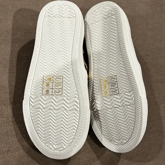 NWT | Leopard Print slip on sneakers - Picture 4 of 7